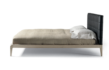 SIG.RE P-622 - Solid wood bed with tufted headboard by Dale Italia - view 3